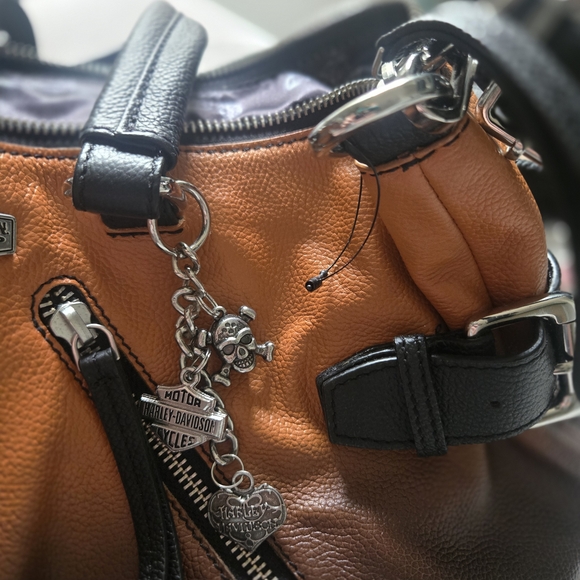 Harley-Davidson Women's Tan and Black Leather Bag and Wallet - Picture 5 of 11